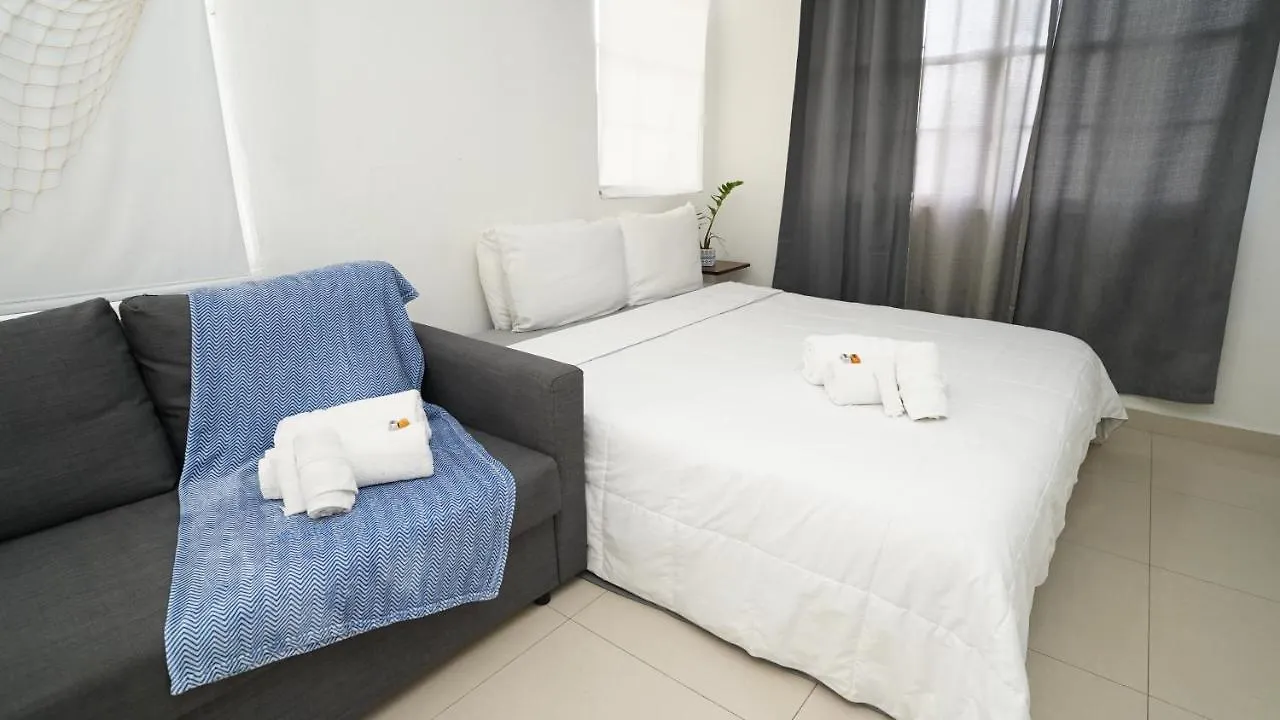 The Pelican Poshtel San Juan Guest house